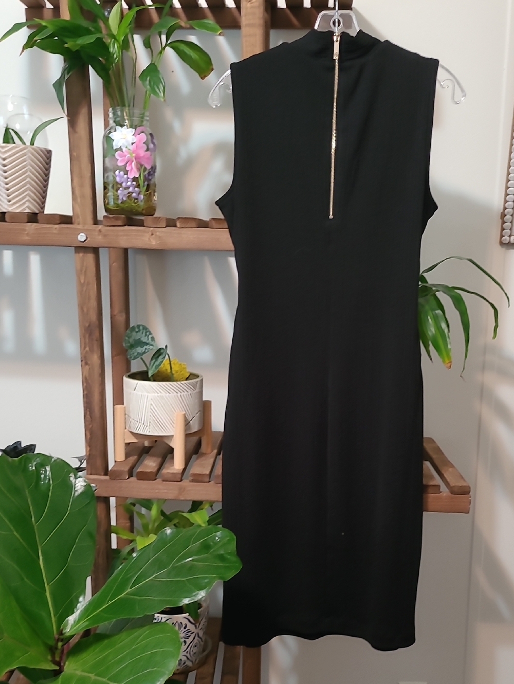 Little Black Dress! - Picture 4 of 8